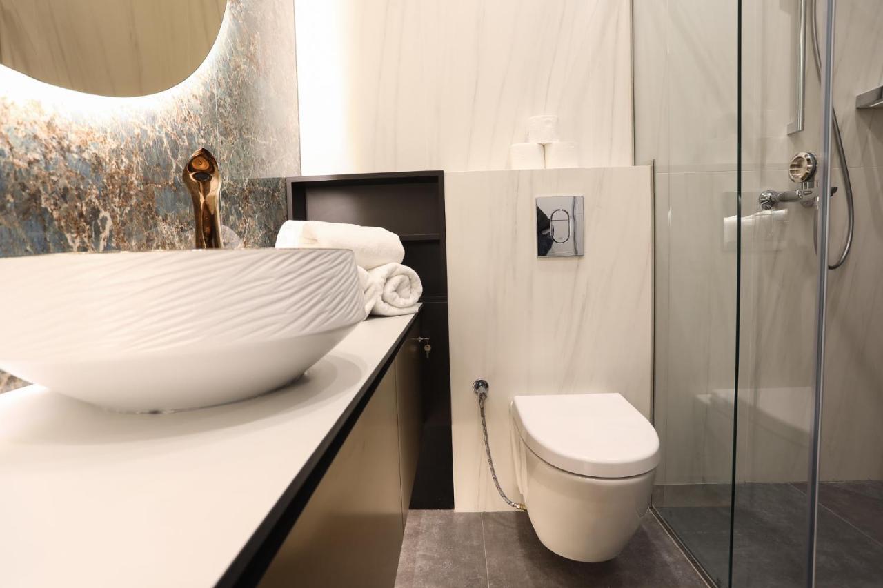 Lofty Exclusive Apartments ซาราเยโว ภายนอก รูปภาพ